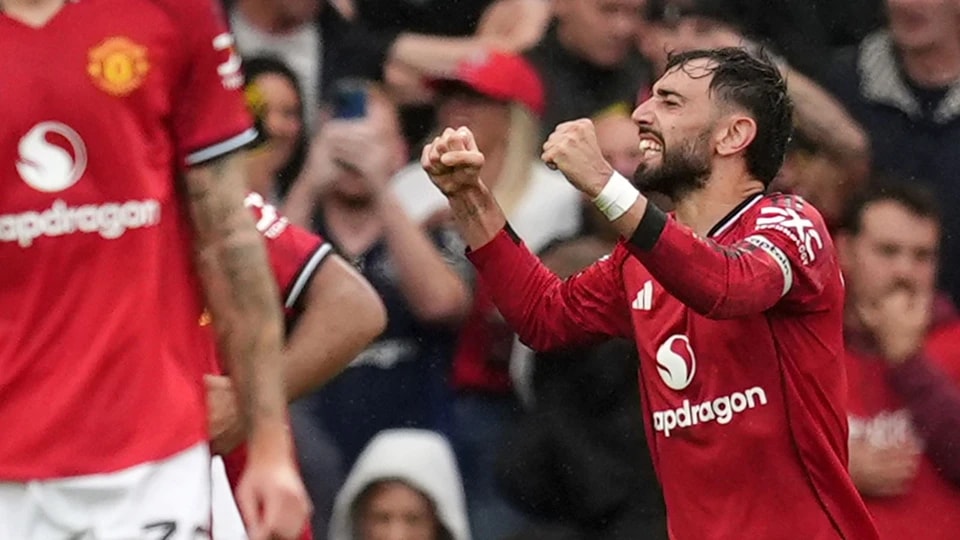 人尴尬地被 人尴尬地被