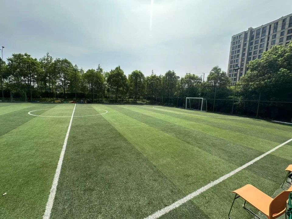 om, 少年村路, om